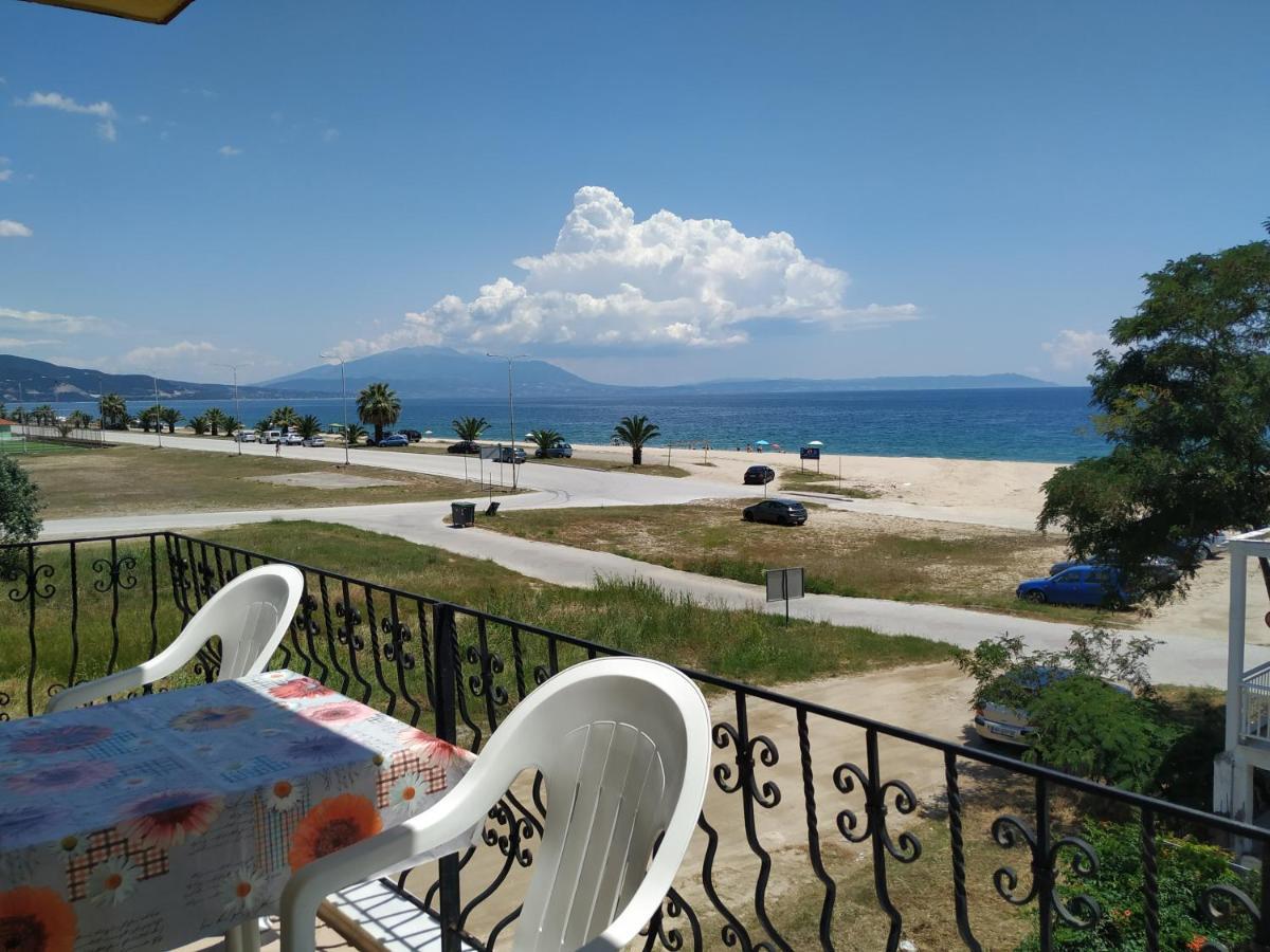 Thomas Vrasna Close To The Sea Nea Vrasna Exterior foto